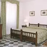 Hotell Park Regina - With Air-condition And Outdoor Heated Pool