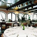 Park Regina - With Air-condition And Outdoor Heated Pool Hotell