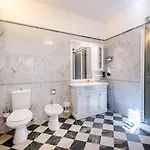 Hotell Park Regina - With Air-condition And Outdoor Heated Pool