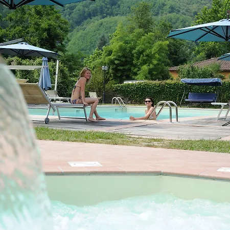 Hotel Park Regina - With Air-condition And Outdoor Heated Pool Bagni di Lucca