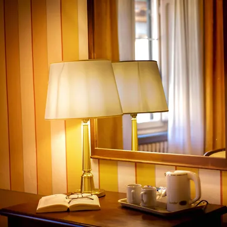 Park Regina - With Air-condition And Outdoor Heated Pool Hotel 3*