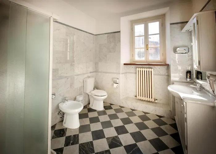 Park Regina - With Air-condition And Outdoor Heated Pool Hotel Bagni di Lucca