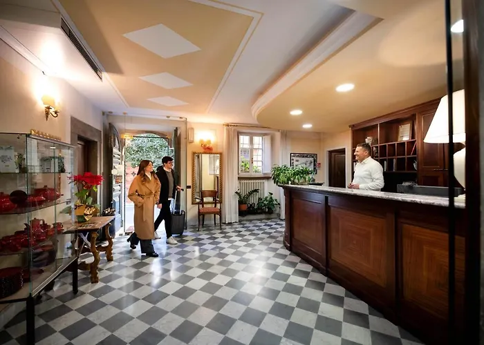 Park Regina - With Air-condition And Outdoor Heated Pool 3* Bagni di Lucca