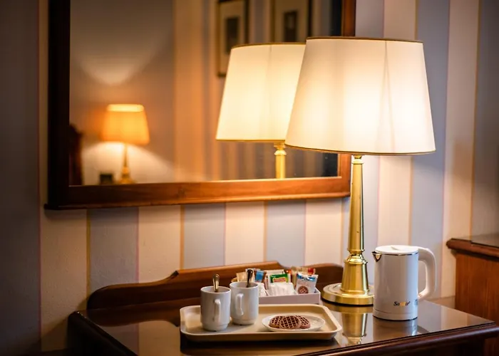 Park Regina - With Air-condition And Outdoor Heated Pool 3*