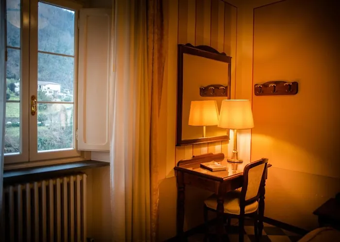 Park Regina - With Air-condition And Outdoor Heated Pool Hotel 3*
