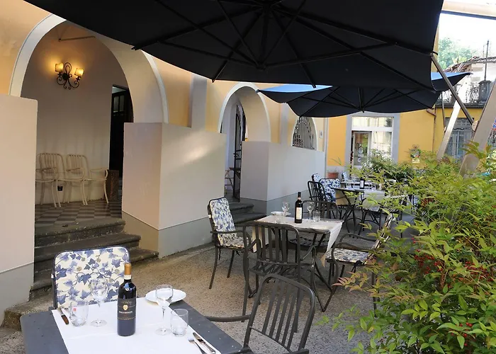 Park Regina - With Air-condition And Outdoor Heated Pool Hotel Bagni di Lucca