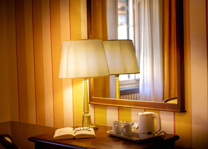 Park Regina - With Air-condition And Outdoor Heated Pool Hotel 3*