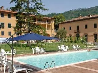 Park Regina - With Air-condition And Outdoor Heated Pool Hotel 3*